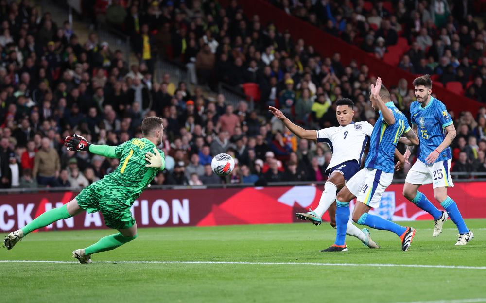 何超以其顽 何超以其顽