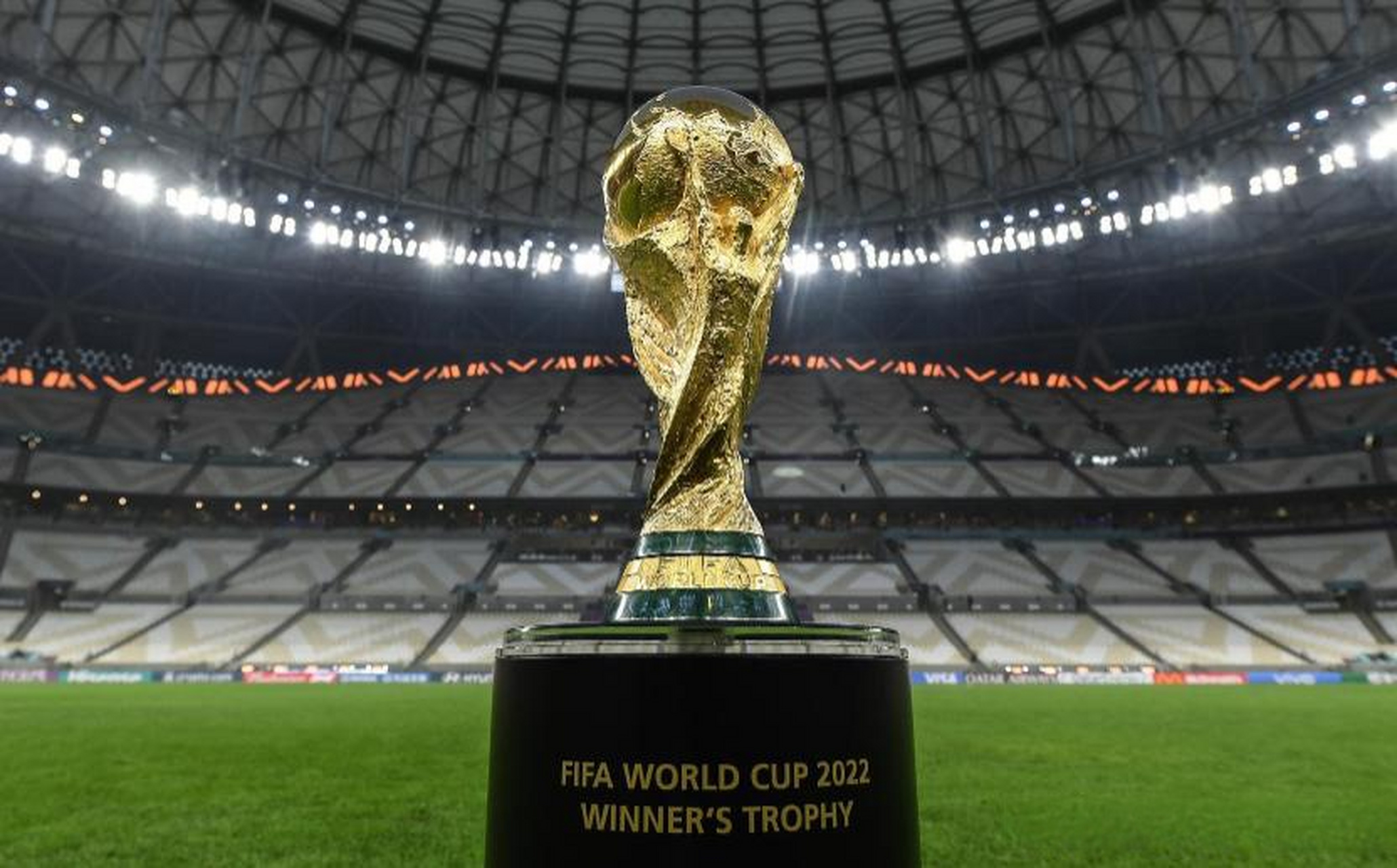 在季后赛强 在季后赛强