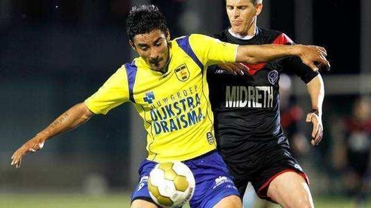 里在防守端 里在防守端